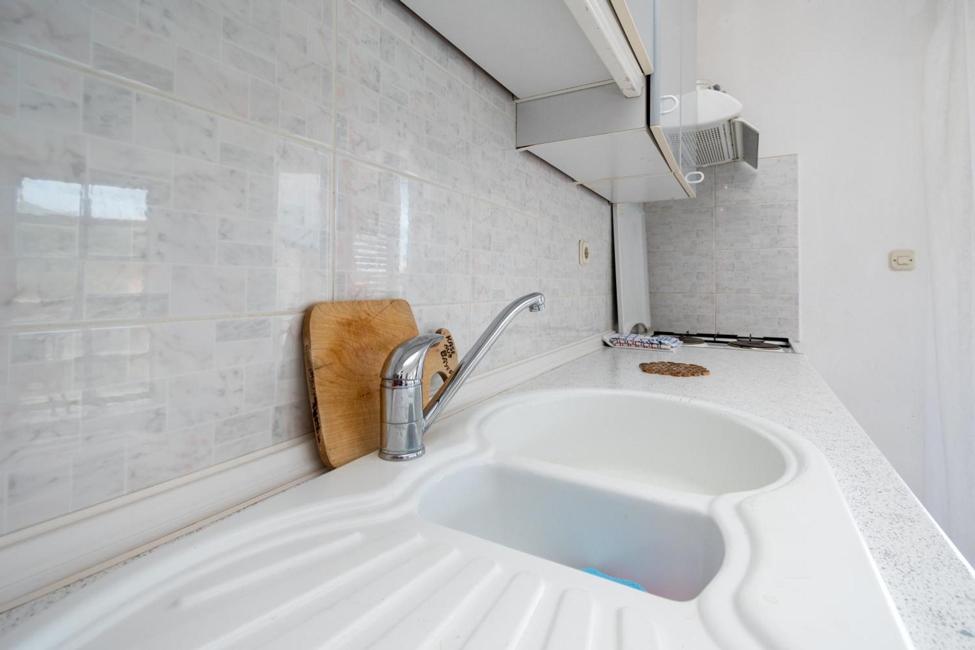 Apartments By The Sea Zaglav, Dugi Otok - 17788 Sali Phòng bức ảnh